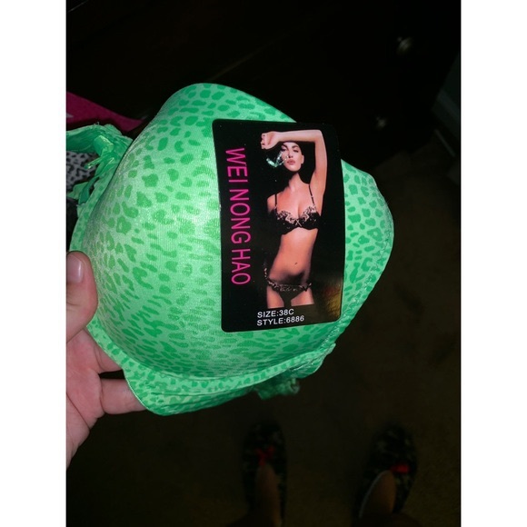 Green Cheetah Bra - Picture 5 of 6